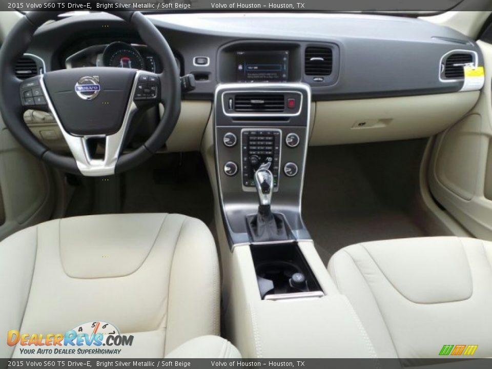 2015 Volvo S60 T5 Drive-E Bright Silver Metallic / Soft Beige Photo #24