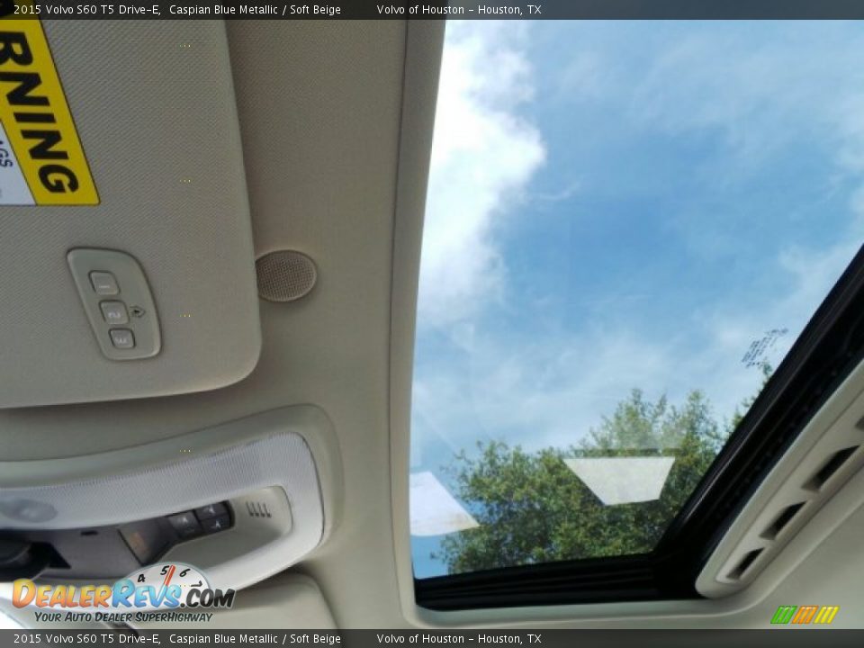 2015 Volvo S60 T5 Drive-E Caspian Blue Metallic / Soft Beige Photo #15