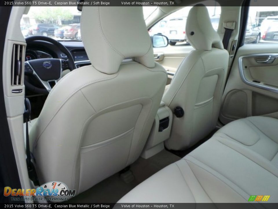 Rear Seat of 2015 Volvo S60 T5 Drive-E Photo #23
