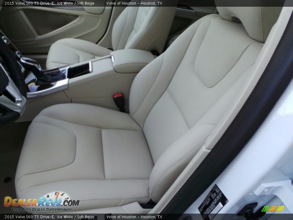 2015 Volvo S60 T5 Drive-E Ice White / Soft Beige Photo #10