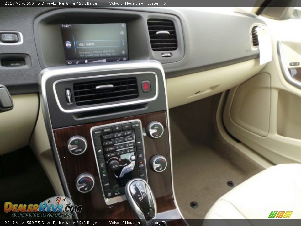 2015 Volvo S60 T5 Drive-E Ice White / Soft Beige Photo #12
