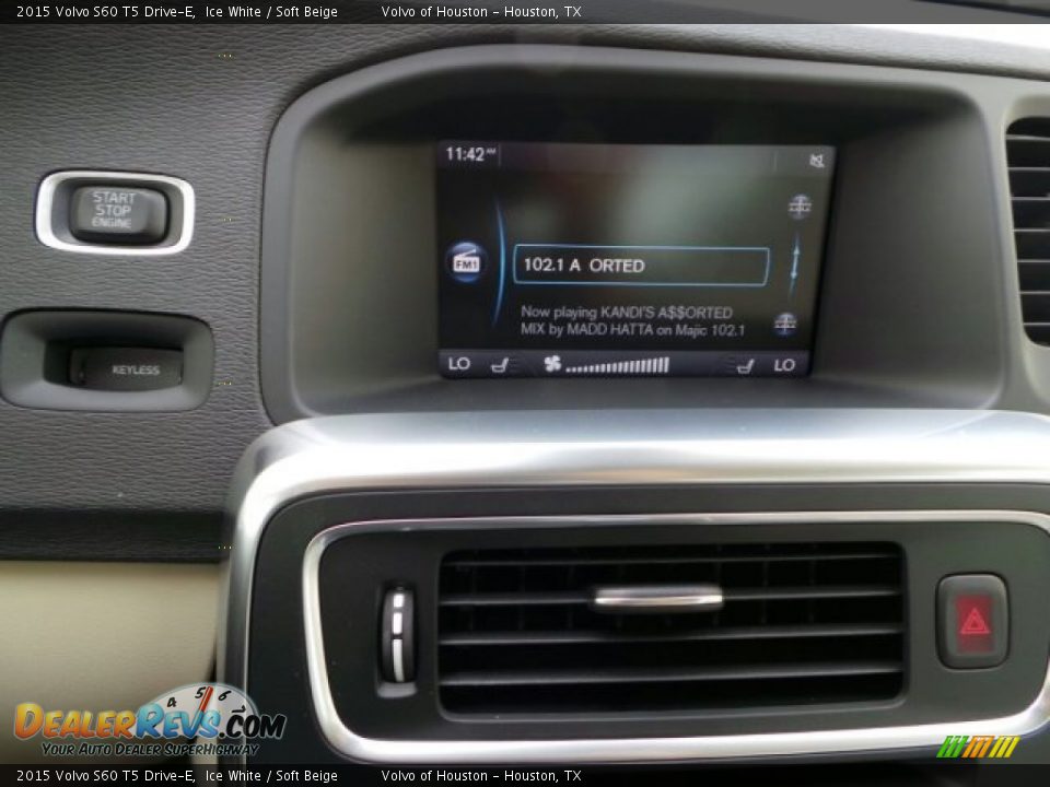 2015 Volvo S60 T5 Drive-E Ice White / Soft Beige Photo #16