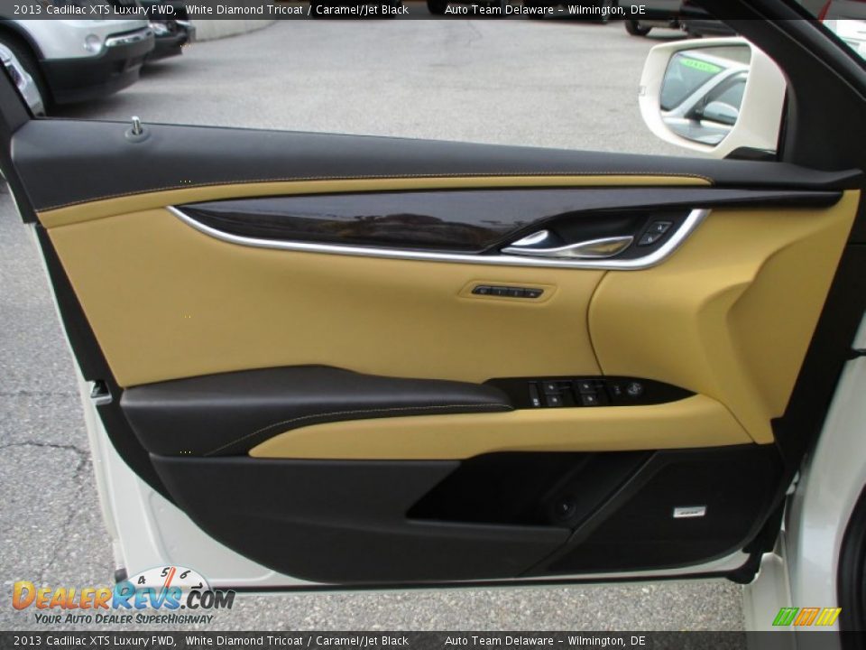 Door Panel of 2013 Cadillac XTS Luxury FWD Photo #29