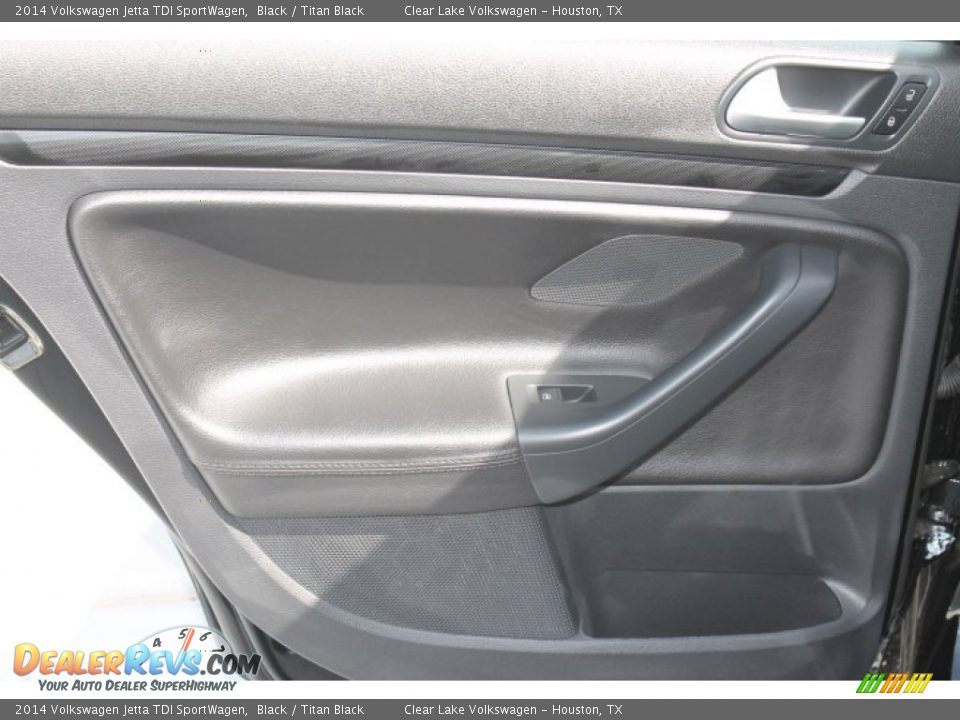 2014 Volkswagen Jetta TDI SportWagen Black / Titan Black Photo #22