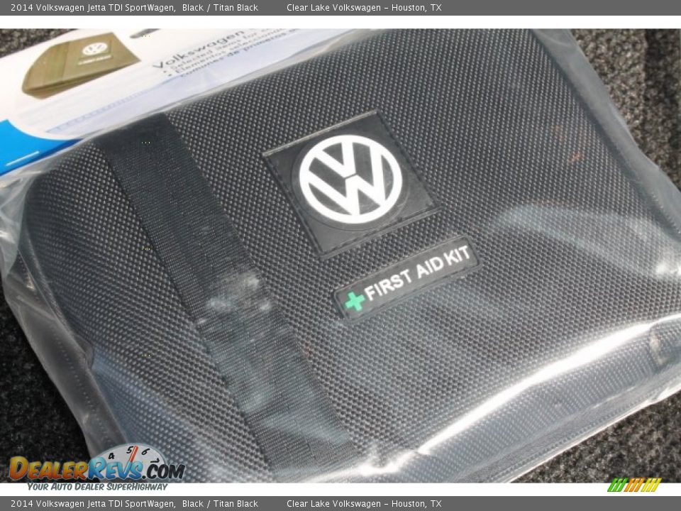2014 Volkswagen Jetta TDI SportWagen Black / Titan Black Photo #28