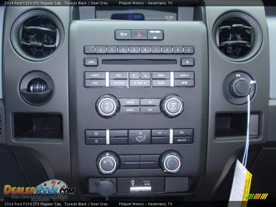 Controls of 2014 Ford F150 STX Regular Cab Photo #28