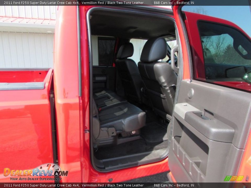 2011 Ford F250 Super Duty Lariat Crew Cab 4x4 Vermillion Red / Black Two Tone Leather Photo #20