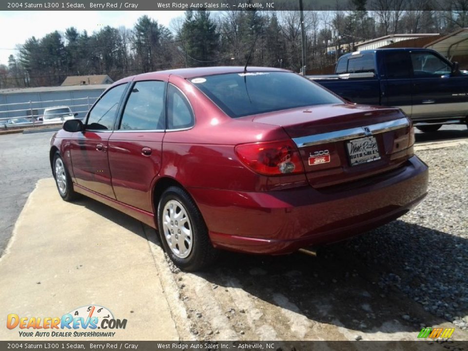 2004 Saturn L300 1 Sedan Berry Red / Gray Photo #9