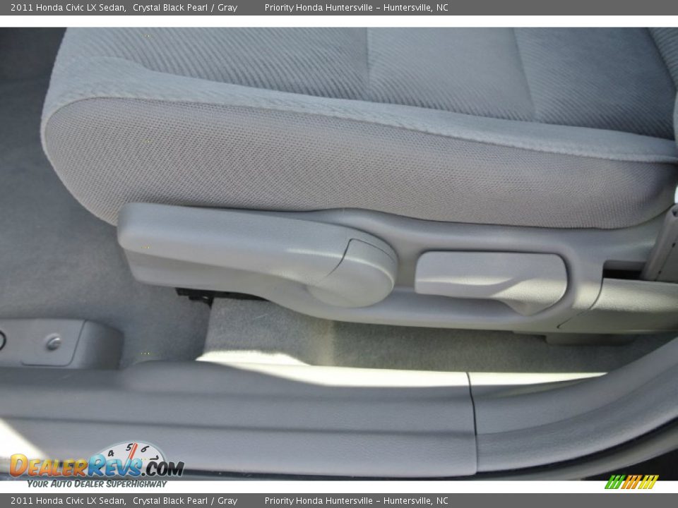 2011 Honda Civic LX Sedan Crystal Black Pearl / Gray Photo #9