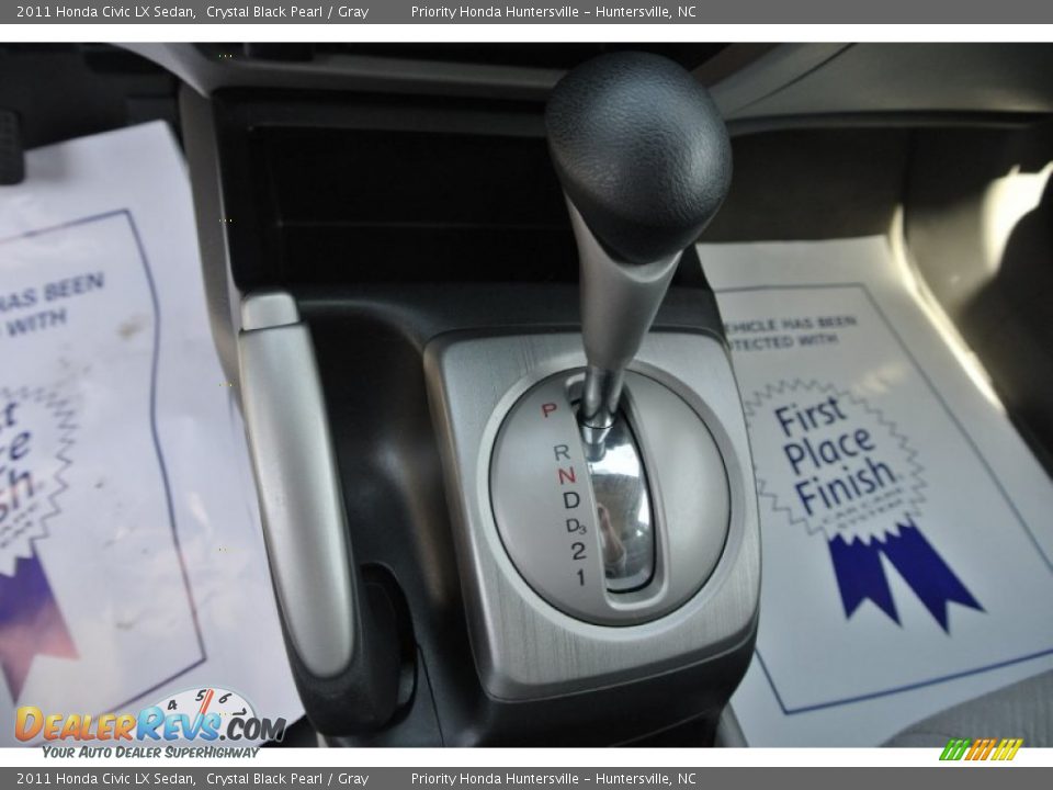 2011 Honda Civic LX Sedan Crystal Black Pearl / Gray Photo #12