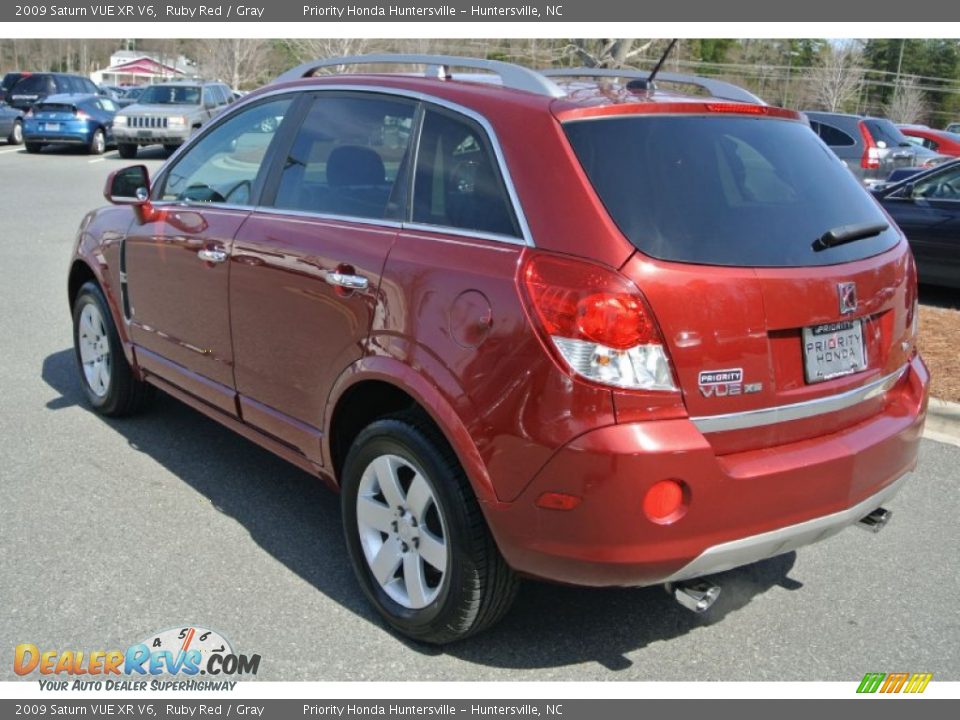2009 Saturn VUE XR V6 Ruby Red / Gray Photo #4