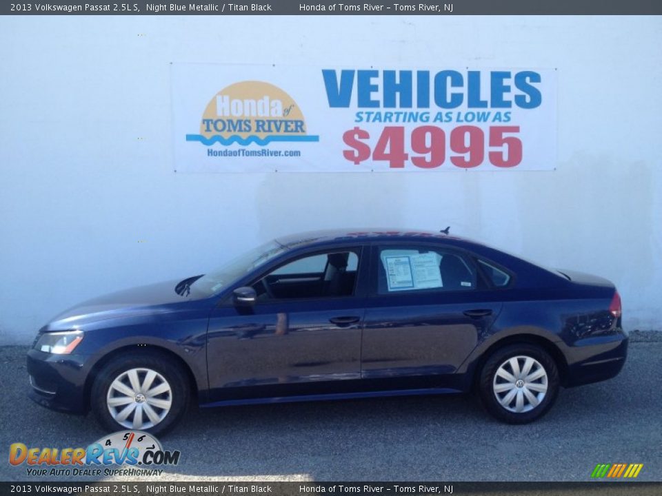 2013 Volkswagen Passat 2.5L S Night Blue Metallic / Titan Black Photo #6