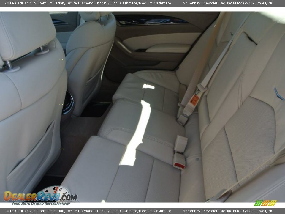 2014 Cadillac CTS Premium Sedan White Diamond Tricoat / Light Cashmere/Medium Cashmere Photo #17