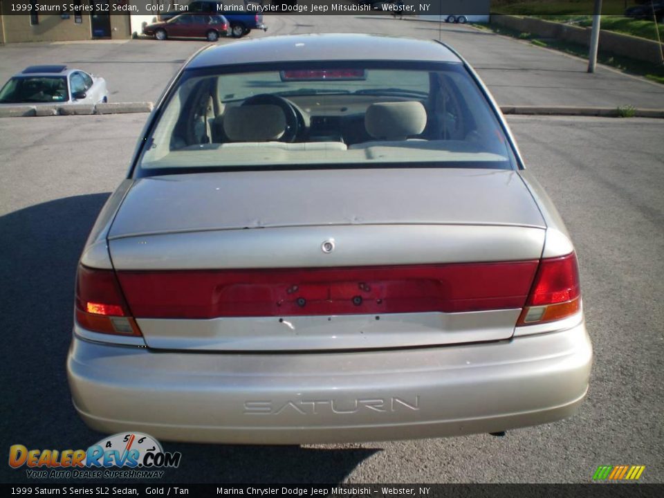 1999 Saturn S Series SL2 Sedan Gold / Tan Photo #5
