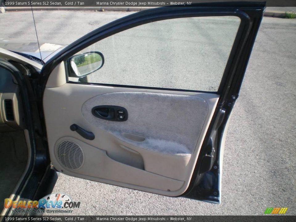 1999 Saturn S Series SL2 Sedan Gold / Tan Photo #16