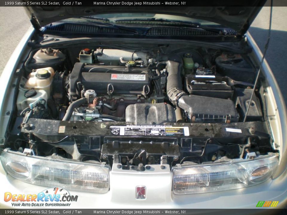 1999 Saturn S Series SL2 Sedan Gold / Tan Photo #18