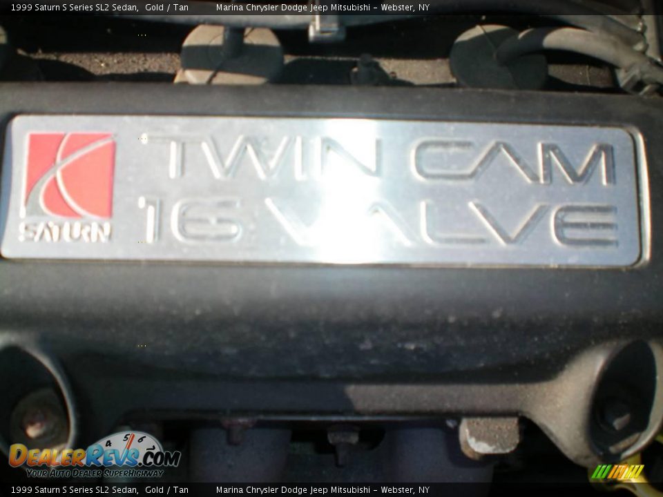 1999 Saturn S Series SL2 Sedan Gold / Tan Photo #19
