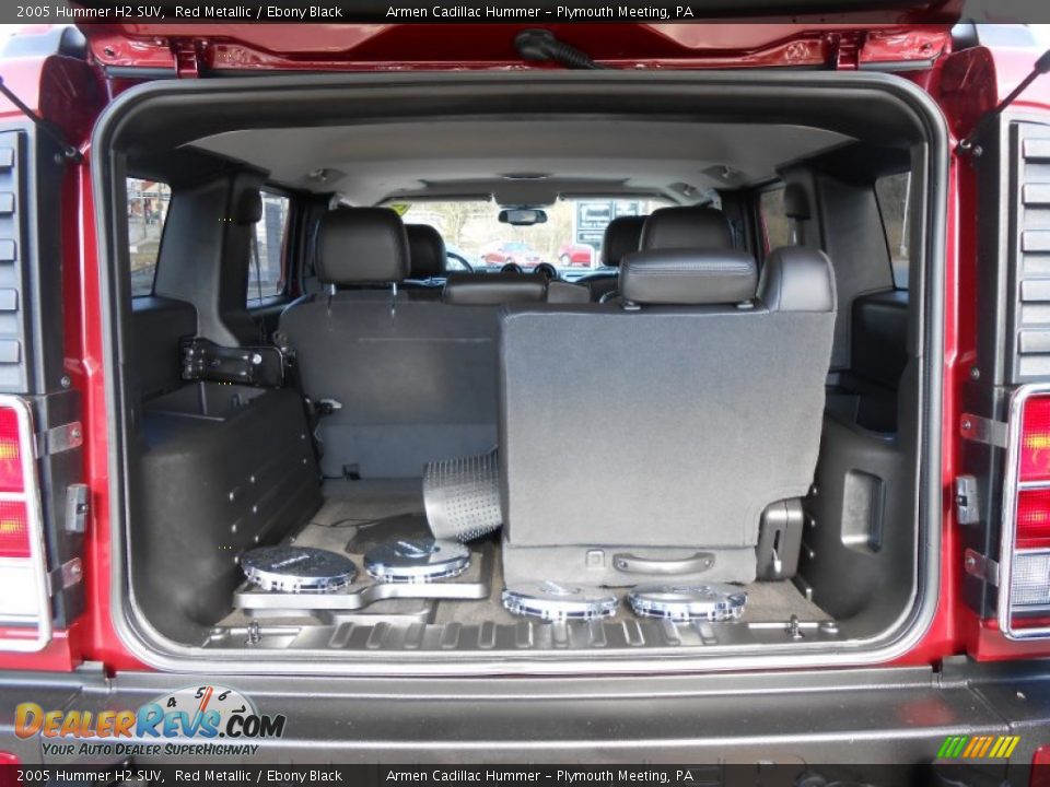 2005 Hummer H2 SUV Trunk Photo #15