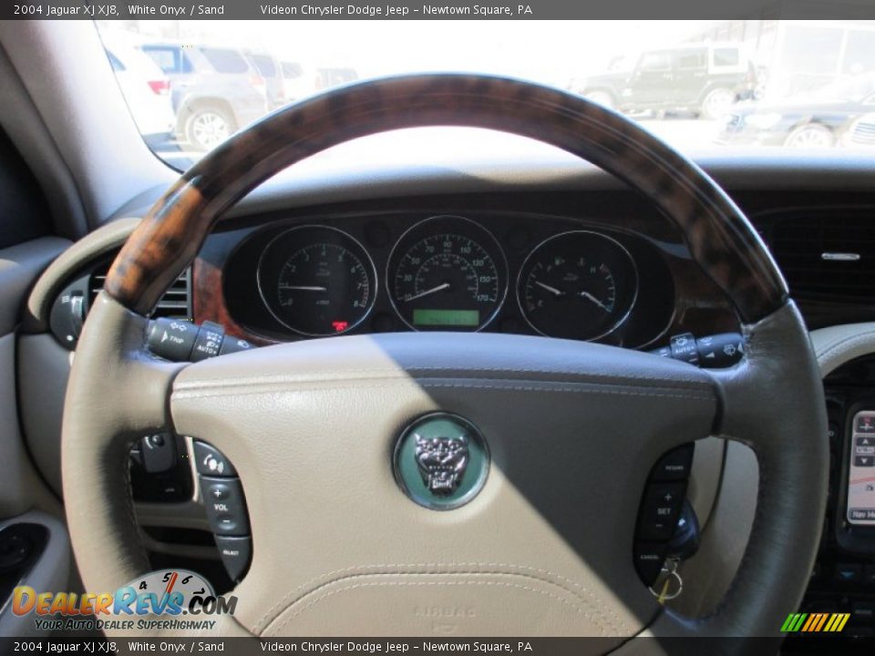 2004 Jaguar XJ XJ8 Steering Wheel Photo #30