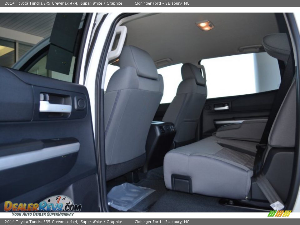 2014 Toyota Tundra SR5 Crewmax 4x4 Super White / Graphite Photo #8