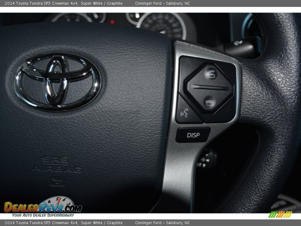 2014 Toyota Tundra SR5 Crewmax 4x4 Super White / Graphite Photo #23