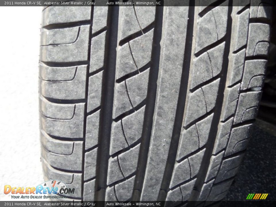 2011 Honda CR-V SE Alabaster Silver Metallic / Gray Photo #10