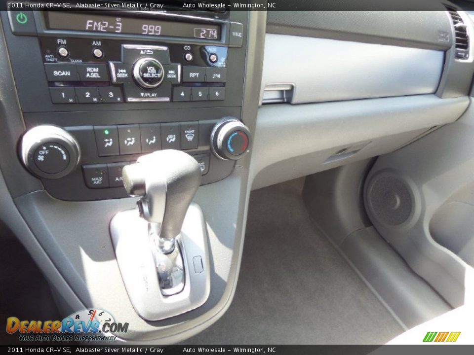 2011 Honda CR-V SE Alabaster Silver Metallic / Gray Photo #19