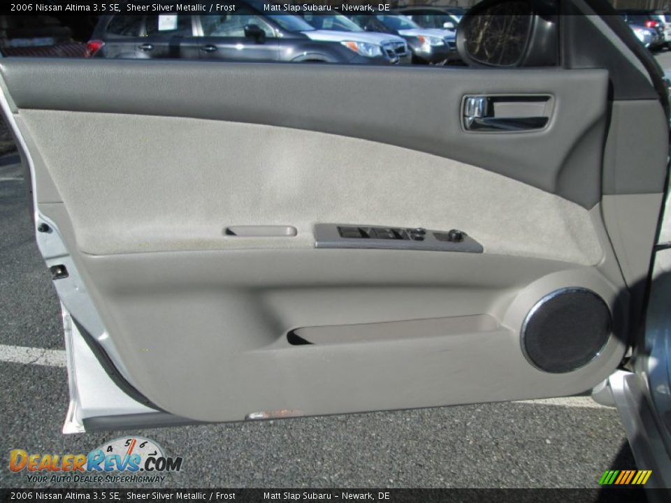 2006 Nissan Altima 3.5 SE Sheer Silver Metallic / Frost Photo #12