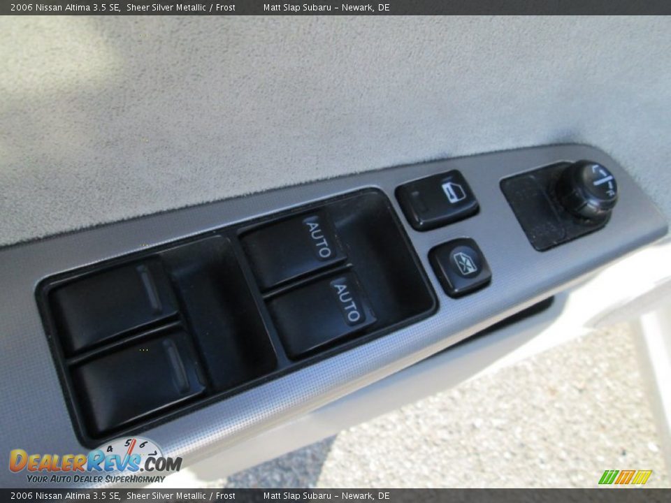 2006 Nissan Altima 3.5 SE Sheer Silver Metallic / Frost Photo #13