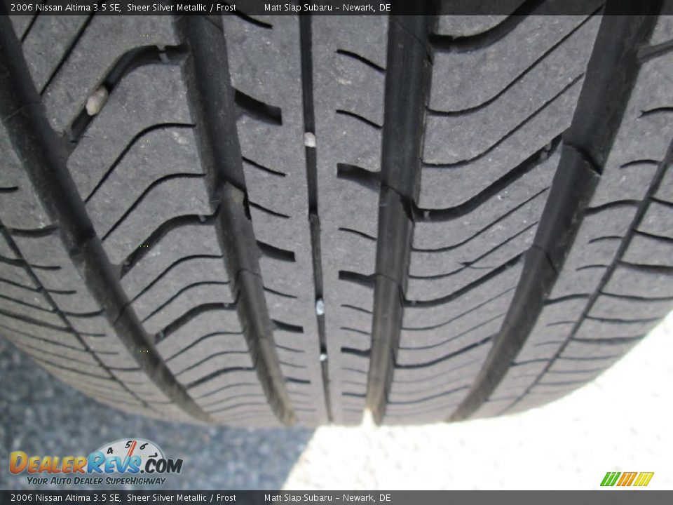 2006 Nissan Altima 3.5 SE Sheer Silver Metallic / Frost Photo #22