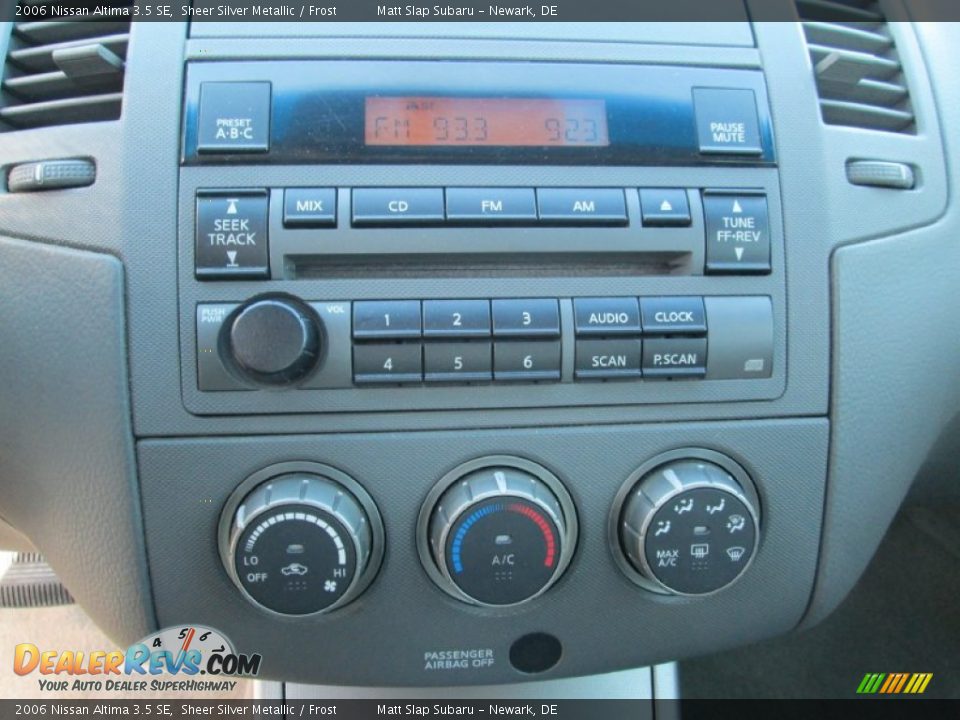 2006 Nissan Altima 3.5 SE Sheer Silver Metallic / Frost Photo #24