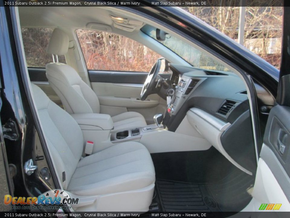 2011 Subaru Outback 2.5i Premium Wagon Crystal Black Silica / Warm Ivory Photo #19