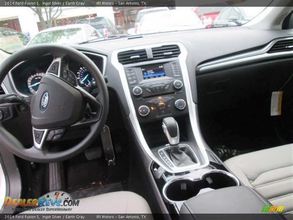 2014 Ford Fusion S Ingot Silver / Earth Gray Photo #8