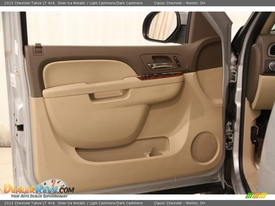 2013 Chevrolet Tahoe LT 4x4 Silver Ice Metallic / Light Cashmere/Dark Cashmere Photo #4