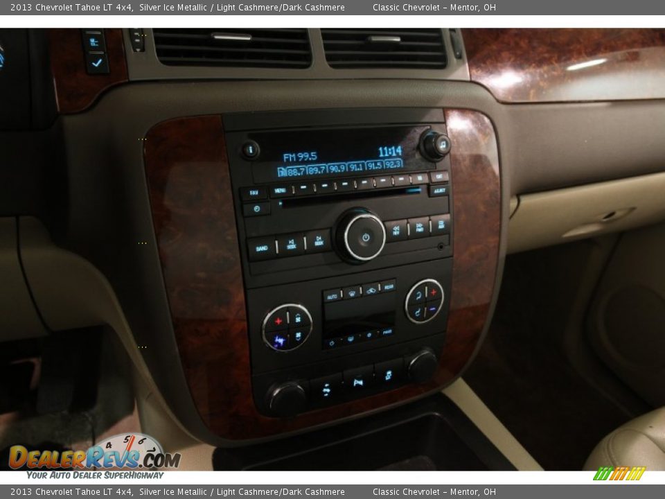 2013 Chevrolet Tahoe LT 4x4 Silver Ice Metallic / Light Cashmere/Dark Cashmere Photo #9