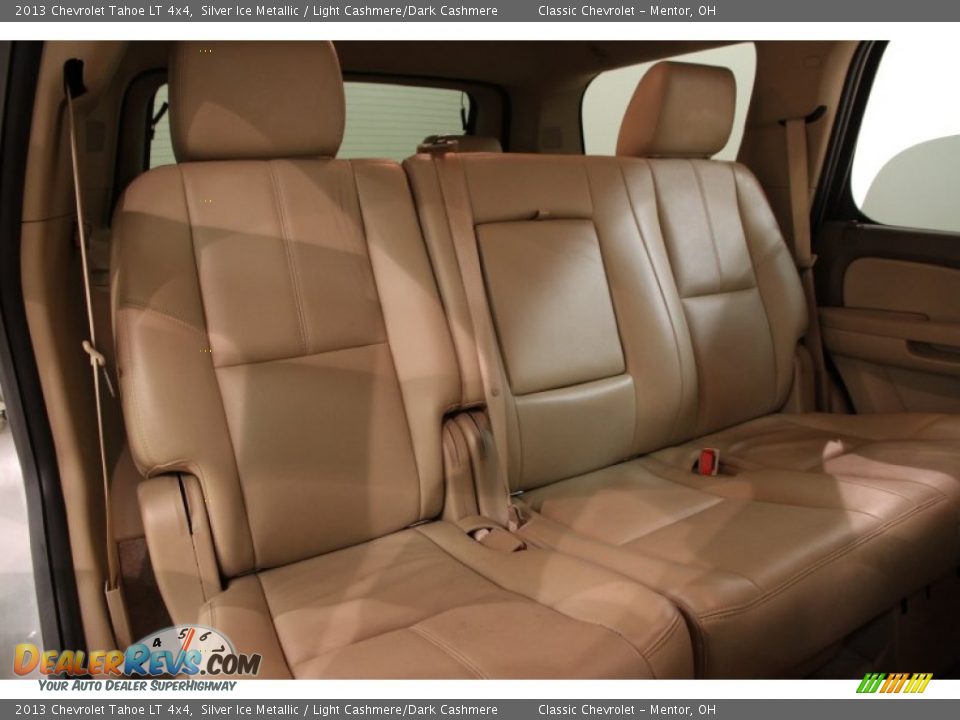 2013 Chevrolet Tahoe LT 4x4 Silver Ice Metallic / Light Cashmere/Dark Cashmere Photo #11