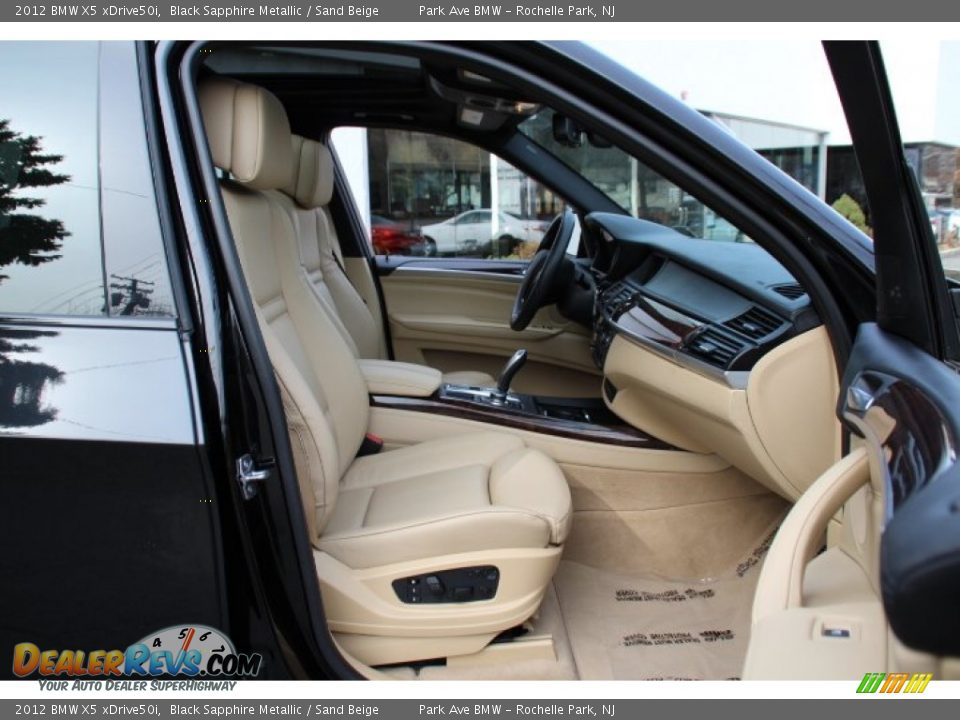 2012 BMW X5 xDrive50i Black Sapphire Metallic / Sand Beige Photo #28