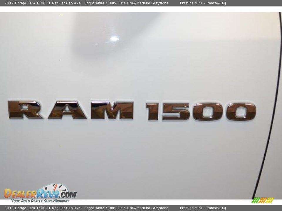 2012 Dodge Ram 1500 ST Regular Cab 4x4 Bright White / Dark Slate Gray/Medium Graystone Photo #15
