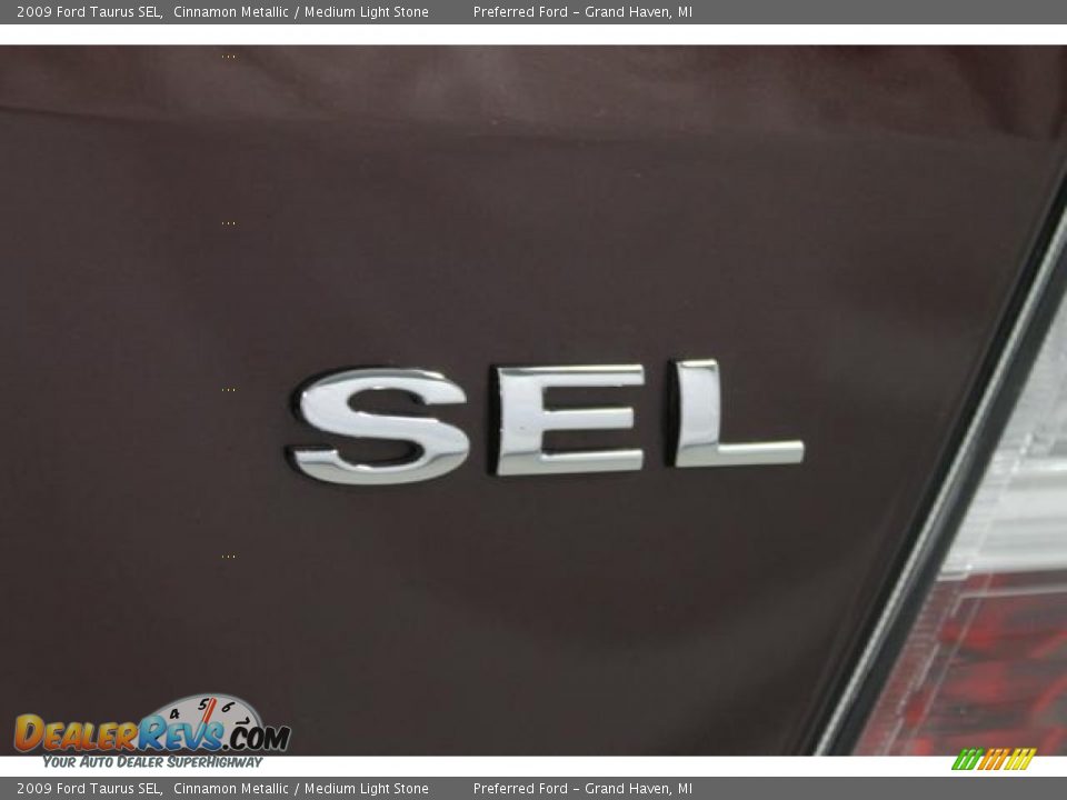 2009 Ford Taurus SEL Cinnamon Metallic / Medium Light Stone Photo #12