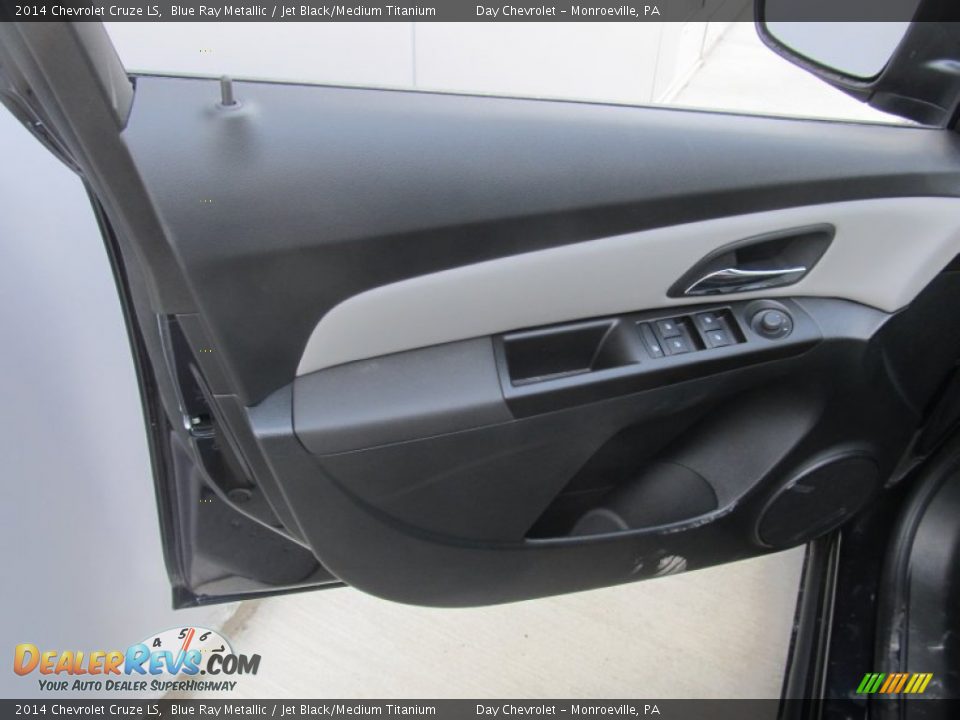 2014 Chevrolet Cruze LS Blue Ray Metallic / Jet Black/Medium Titanium Photo #10