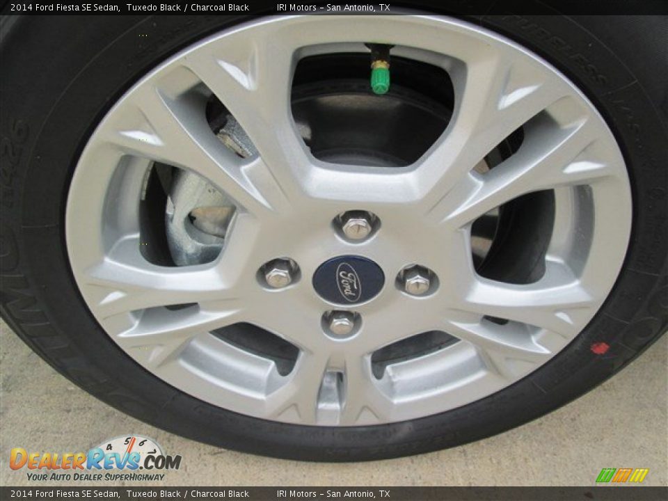 2014 Ford Fiesta SE Sedan Tuxedo Black / Charcoal Black Photo #2