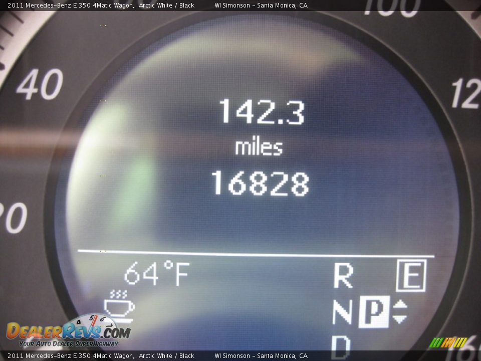 2011 Mercedes-Benz E 350 4Matic Wagon Arctic White / Black Photo #10