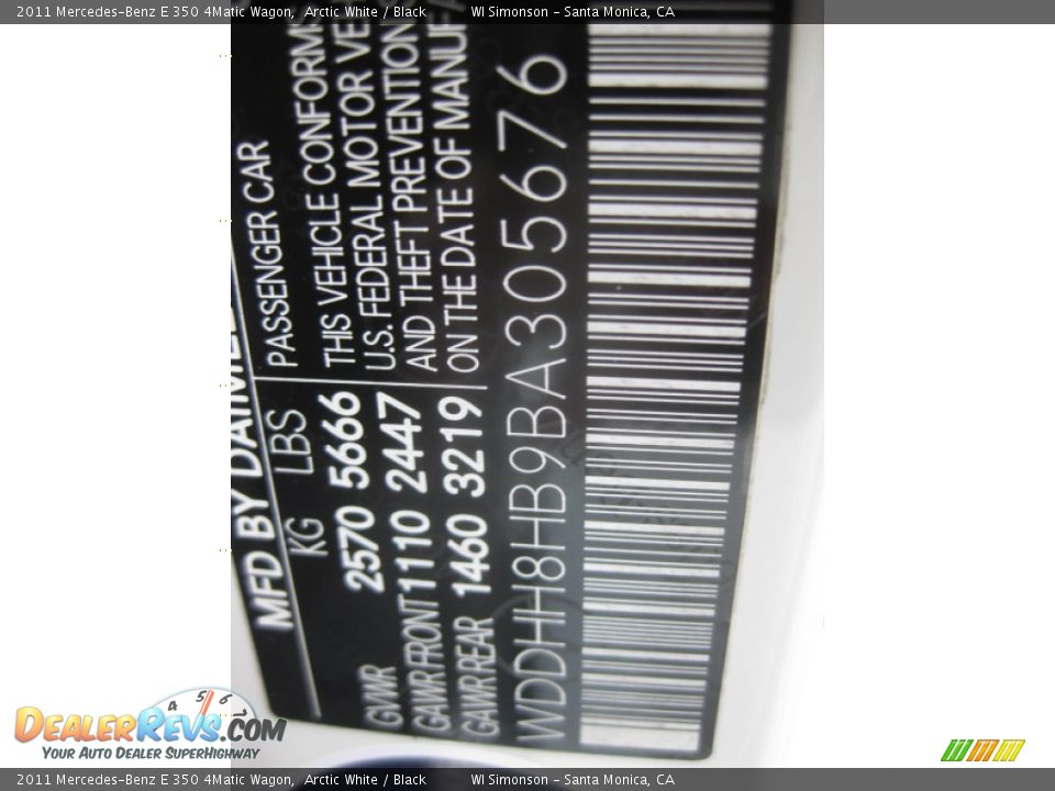 2011 Mercedes-Benz E 350 4Matic Wagon Arctic White / Black Photo #25