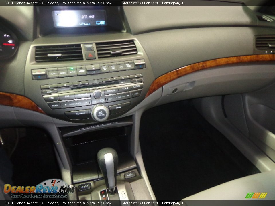 2011 Honda Accord EX-L Sedan Polished Metal Metallic / Gray Photo #28