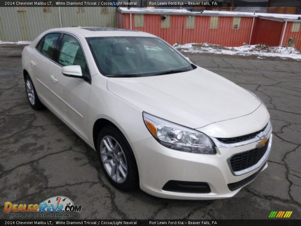 2014 Chevrolet Malibu LT White Diamond Tricoat / Cocoa/Light Neutral Photo #2