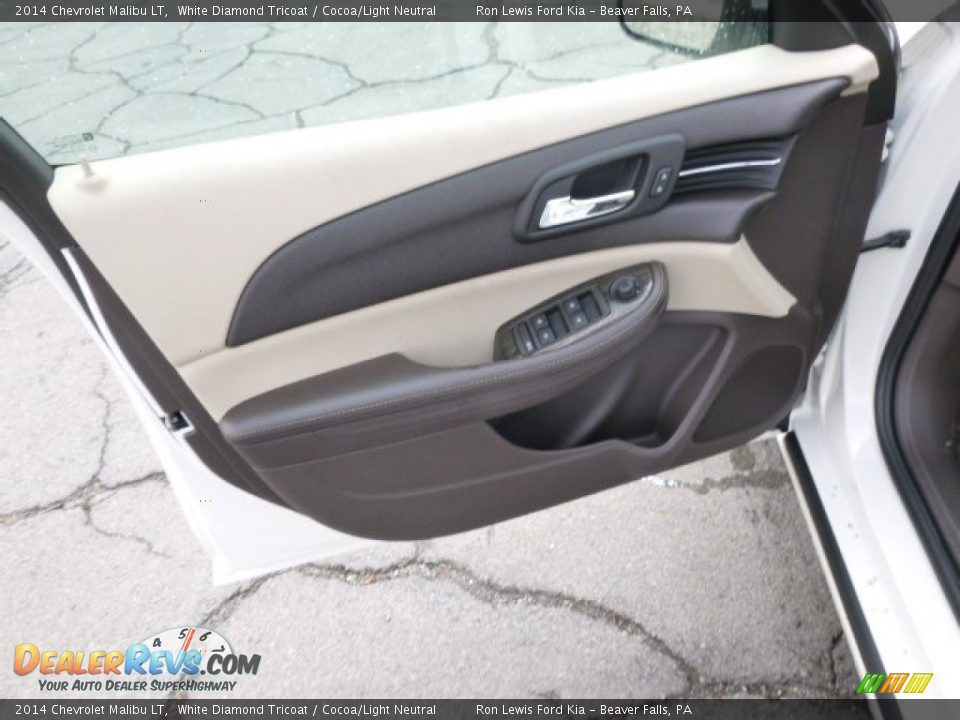 2014 Chevrolet Malibu LT White Diamond Tricoat / Cocoa/Light Neutral Photo #11