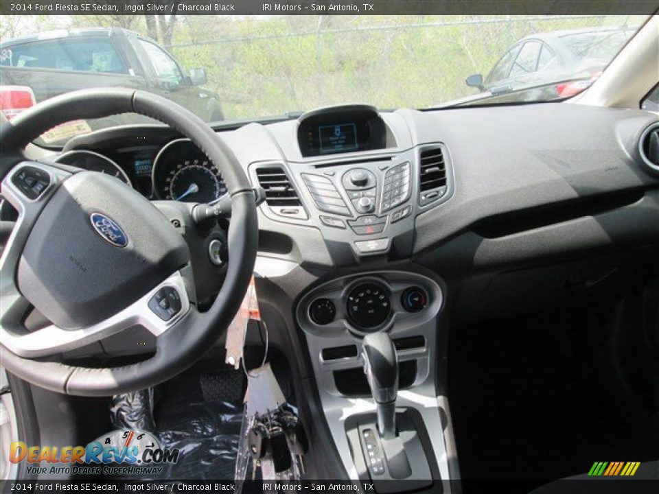 2014 Ford Fiesta SE Sedan Ingot Silver / Charcoal Black Photo #8