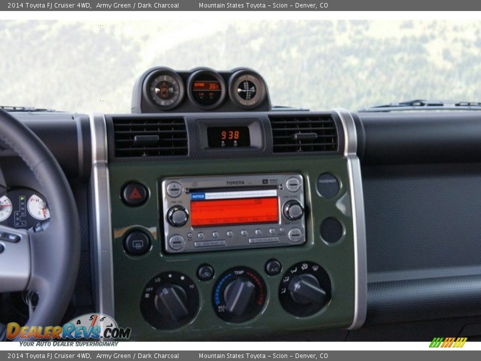 2014 Toyota FJ Cruiser 4WD Army Green / Dark Charcoal Photo #6