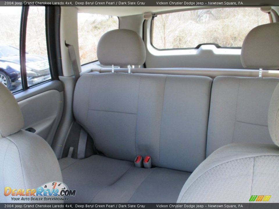 2004 Jeep Grand Cherokee Laredo 4x4 Deep Beryl Green Pearl / Dark Slate Gray Photo #16