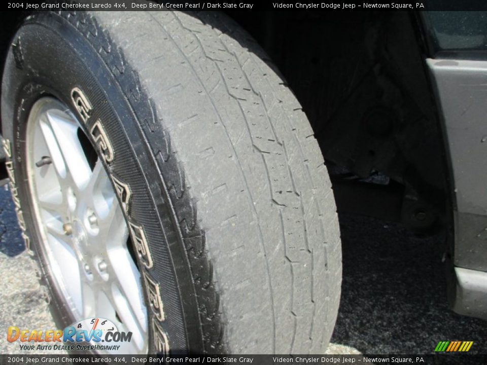 2004 Jeep Grand Cherokee Laredo 4x4 Deep Beryl Green Pearl / Dark Slate Gray Photo #25